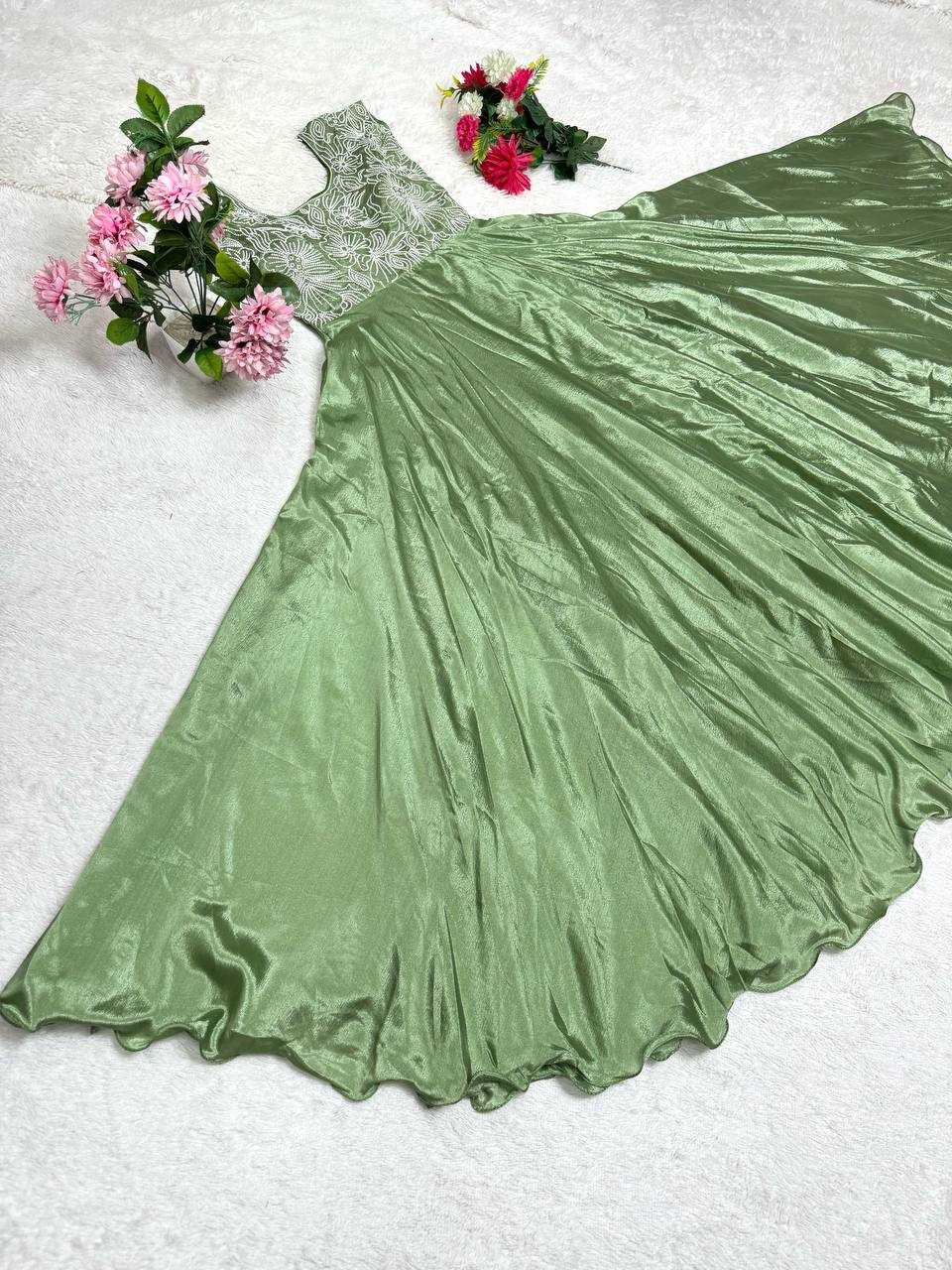 YNF SOFT CHINON KESH367  K156 GOWNS WHOLESALE EMBROIDERY SILK SLEEVELESS GOWNS MANUFACTURER