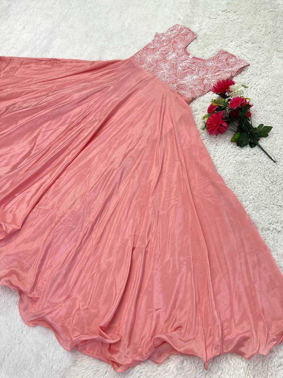 YNF SOFT CHINON KESH367  K156 GOWNS WHOLESALE EMBROIDERY SILK SLEEVELESS GOWNS MANUFACTURER