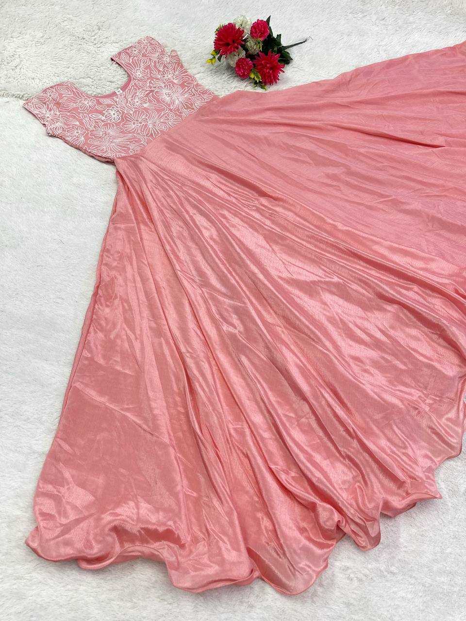 YNF SOFT CHINON KESH367  K156 GOWNS WHOLESALE EMBROIDERY SILK SLEEVELESS GOWNS MANUFACTURER