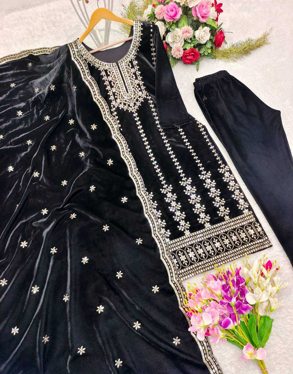 YNF VELVET KESH156 1135 SUITS & DRESSES WHOLESALE LADIES VELVET EMBROIDERY SUITS MANUFACTURER