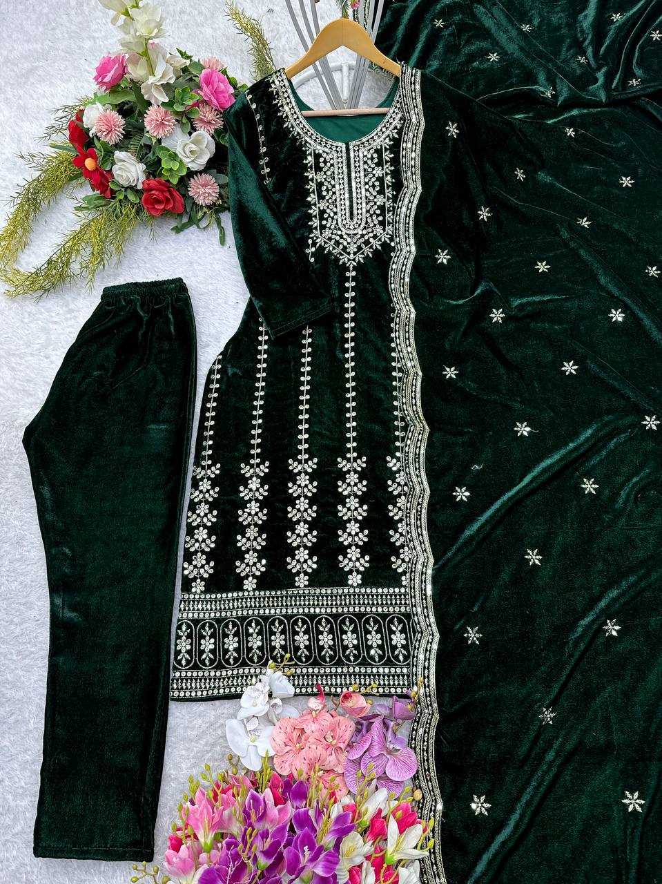 YNF VELVET KESH156 1135 SUITS & DRESSES WHOLESALE LADIES VELVET EMBROIDERY SUITS MANUFACTURER