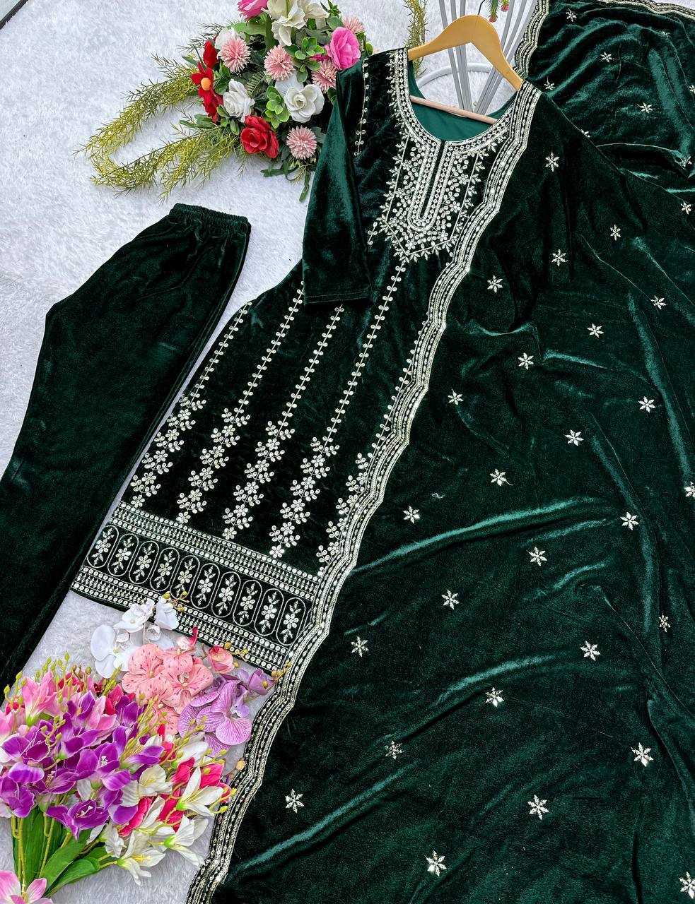 YNF VELVET KESH156 1135 SUITS & DRESSES WHOLESALE LADIES VELVET EMBROIDERY SUITS MANUFACTURER