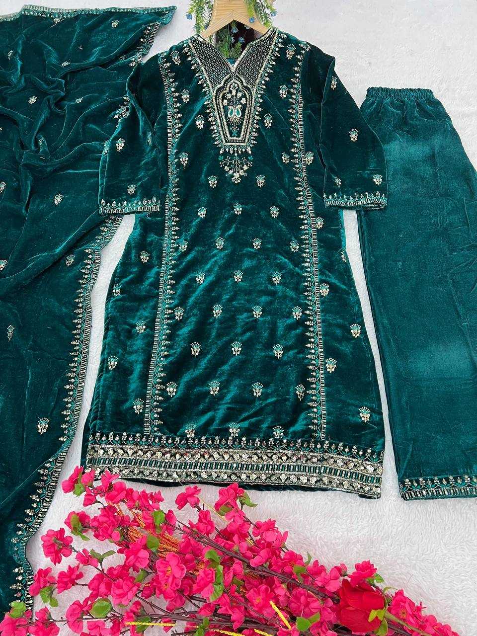 YNF VELVET KESH399 3132 SUITS & DRESSES WHOLESALE HIGH-LOW WEDDING EID SUITS MANUFACTURER