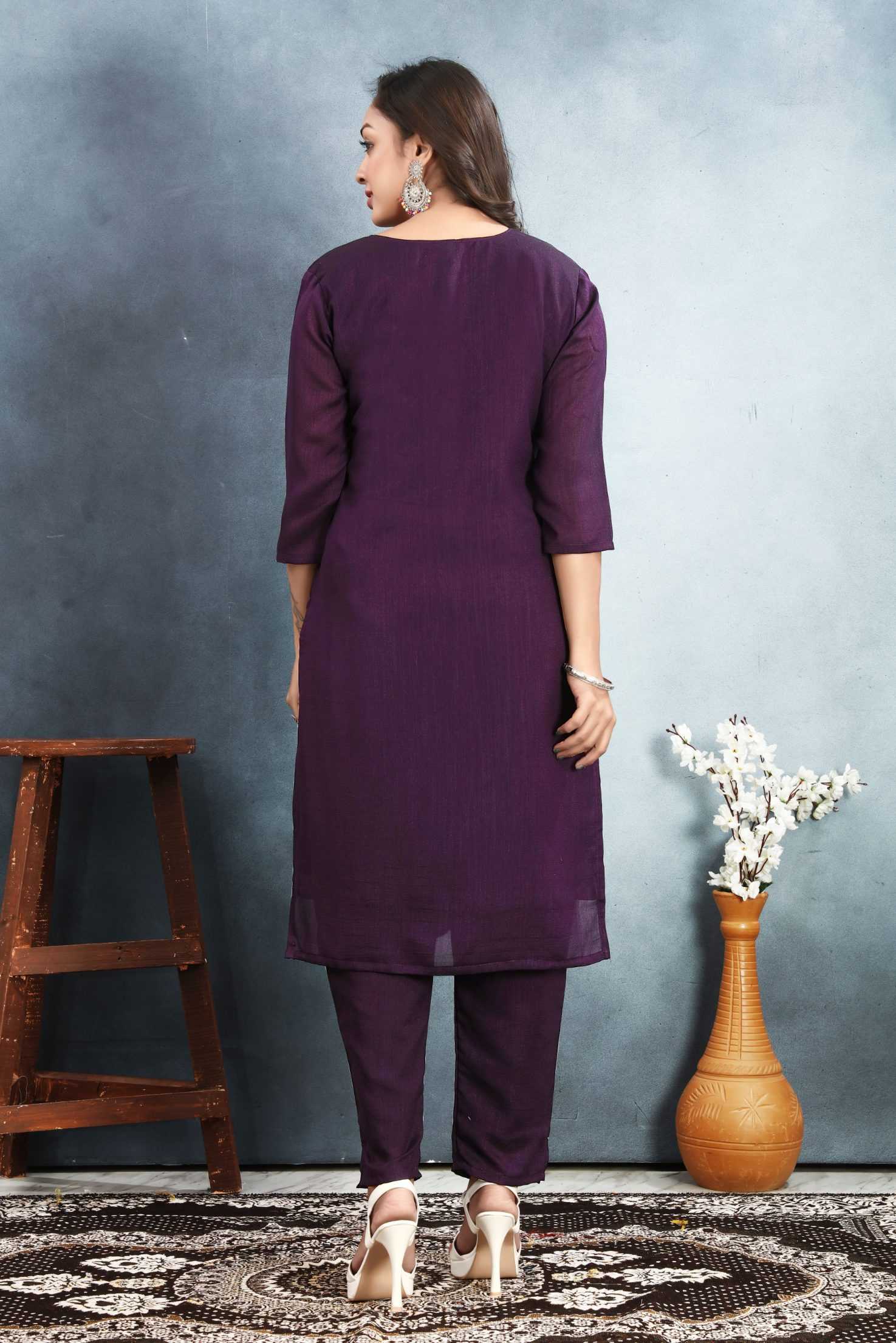 Ynf Vichitra Silk RIN153 8006 Kurti Wholesale Ethnic Kurtis Tunic Kurti Round Neck Kurtis Manufacturer