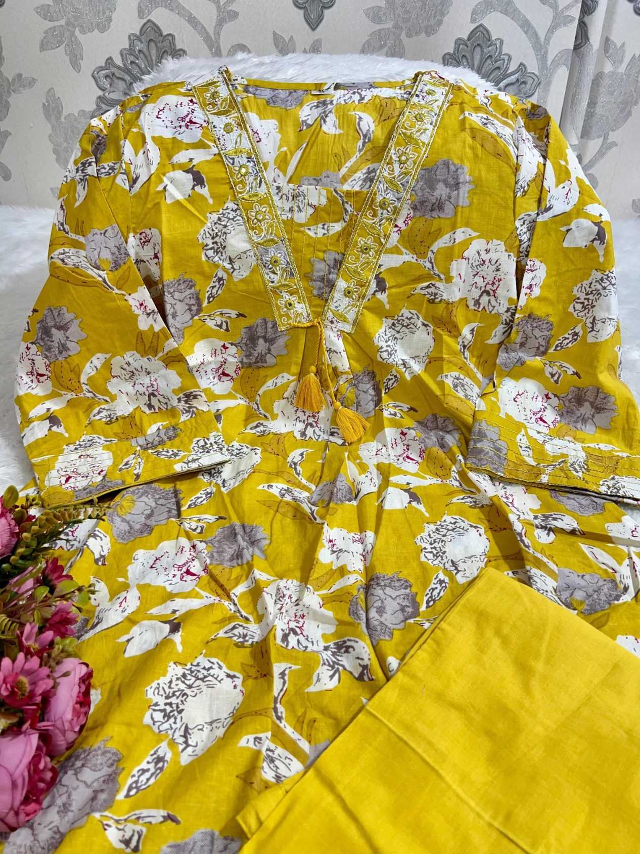 Ynf Cotton KESH253 SNF25 Kurti Diwali Collections Wedding Collections Wholesale Party Wear Kurtis Cotton Kurtis Kurti With Pants Manufacturer