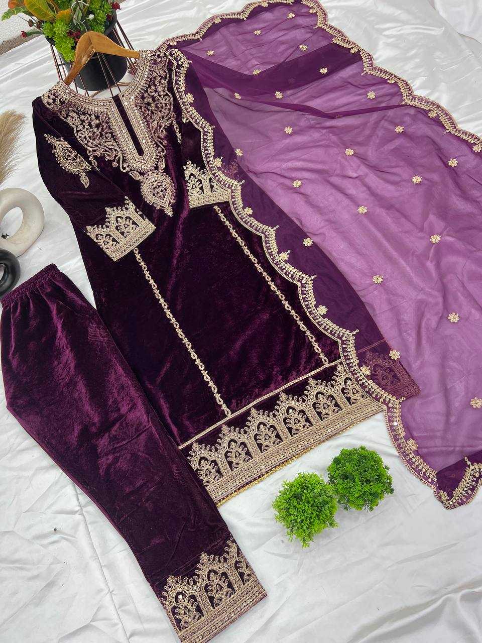 Ynf Velvet KESH128 5003 Suits & Dresses Islamic Clothing Wedding Collections Wholesale Pakistani Suits Embroidery Suits Party wear suits Manufacturer