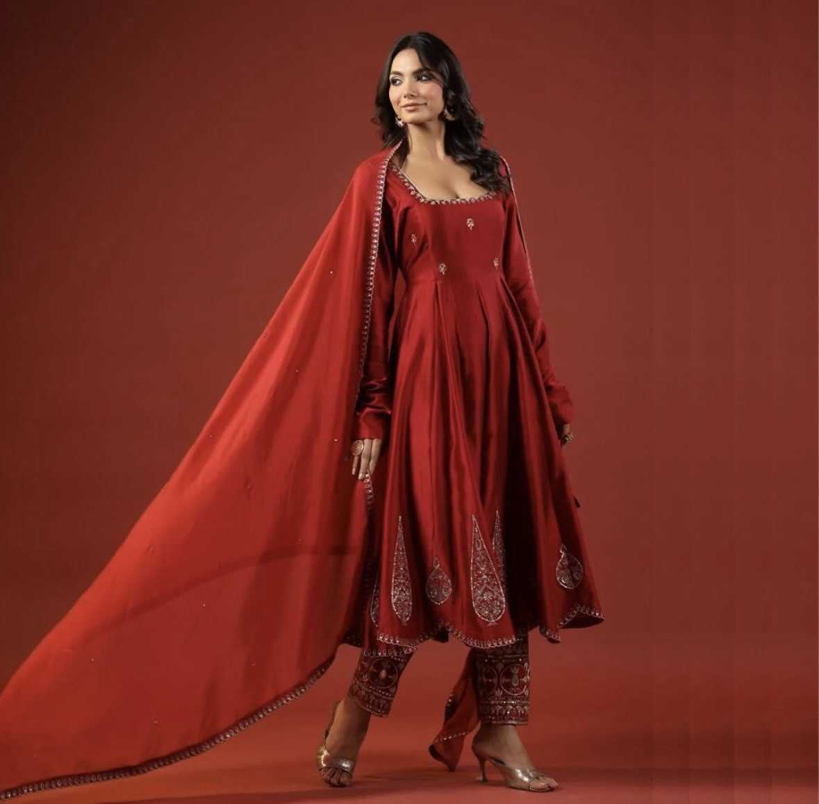 Ynf Chinon Silk RIN197 4560 Suits & Dresses Wholesale Embroidery Suits Party wear suits Wedding Suits Manufacturer