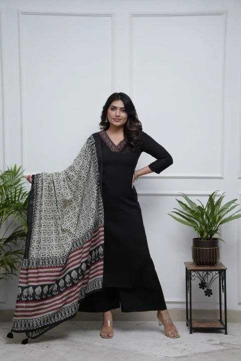 Ynf Heavy Parampara KESH529 TARA Kurti Wholesale Casual Kurtis Festive Kurtis Kurti Bottom With Dupatta Embroidered Kurtis Manufacturer