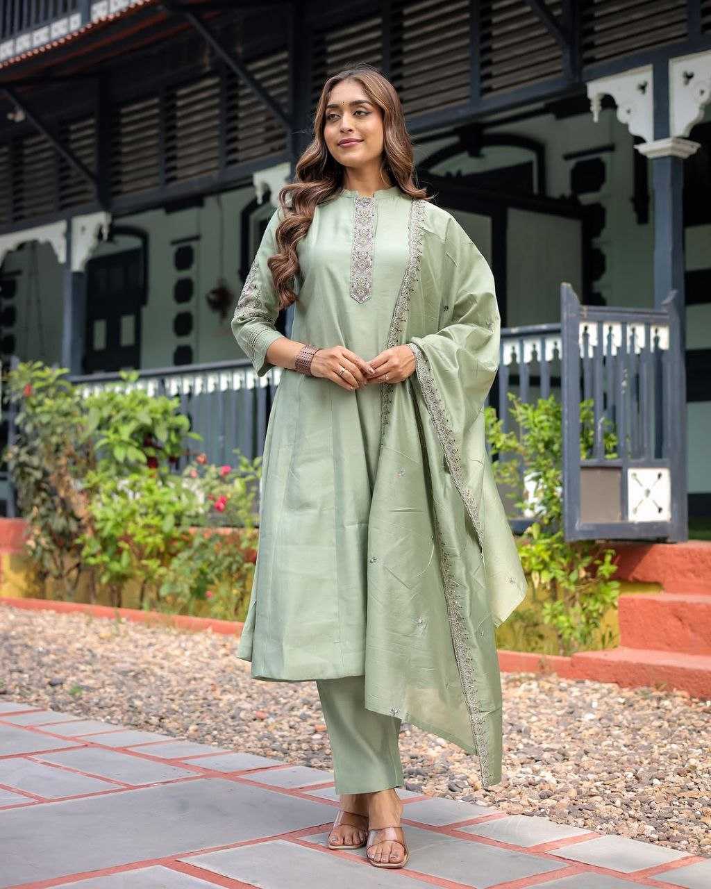 Ynf Muslin Silk KESH529 POOJA 2 Suits & Dresses Wholesale Ladies Suits Embroidery Suits Palazzo Suit Manufacturer