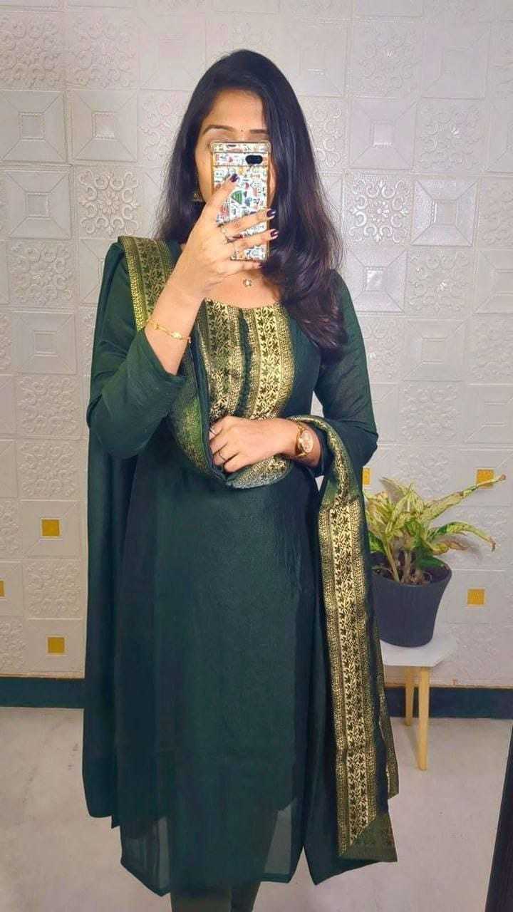 Ynf Vichitra Silk RIN222 Crepe Kurti Plus Size Collections Wholesale Party Wear Kurtis Designer Kurtis Silk Kurtis Manufacturer