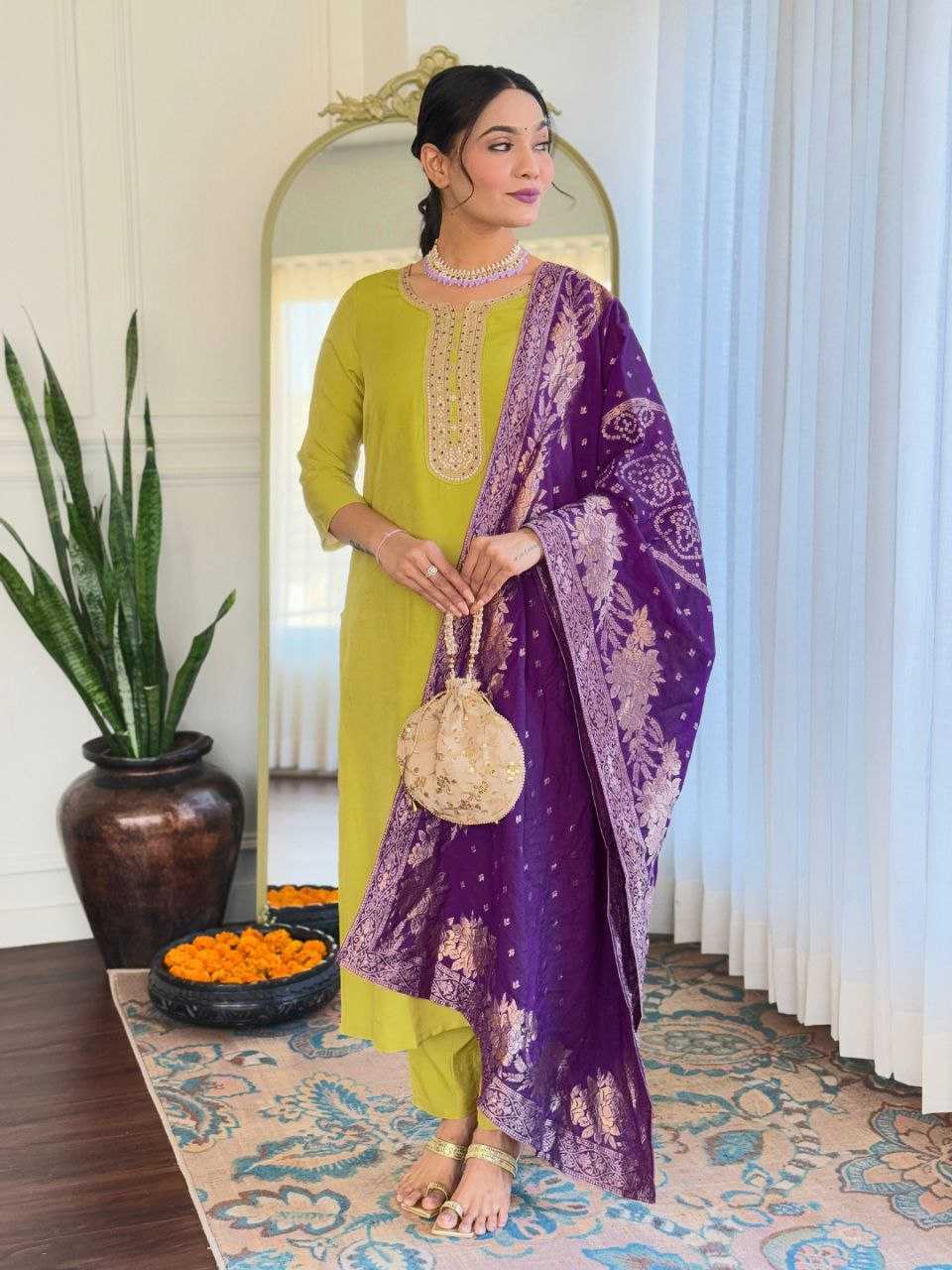 Ynf Viscose KESH529 MISHVA Suits & Dresses Wholesale Ladies Suits Embroidery Suits Chanderi Suit Manufacturer