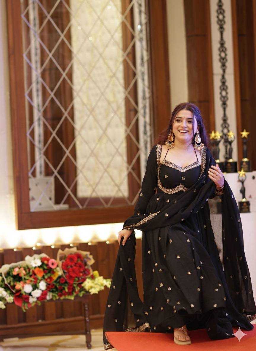 Ynf Georgette KESH513 521 Gowns Wholesale Embroidery Gowns Anarkali Gown Georgette Gown Manufacturer