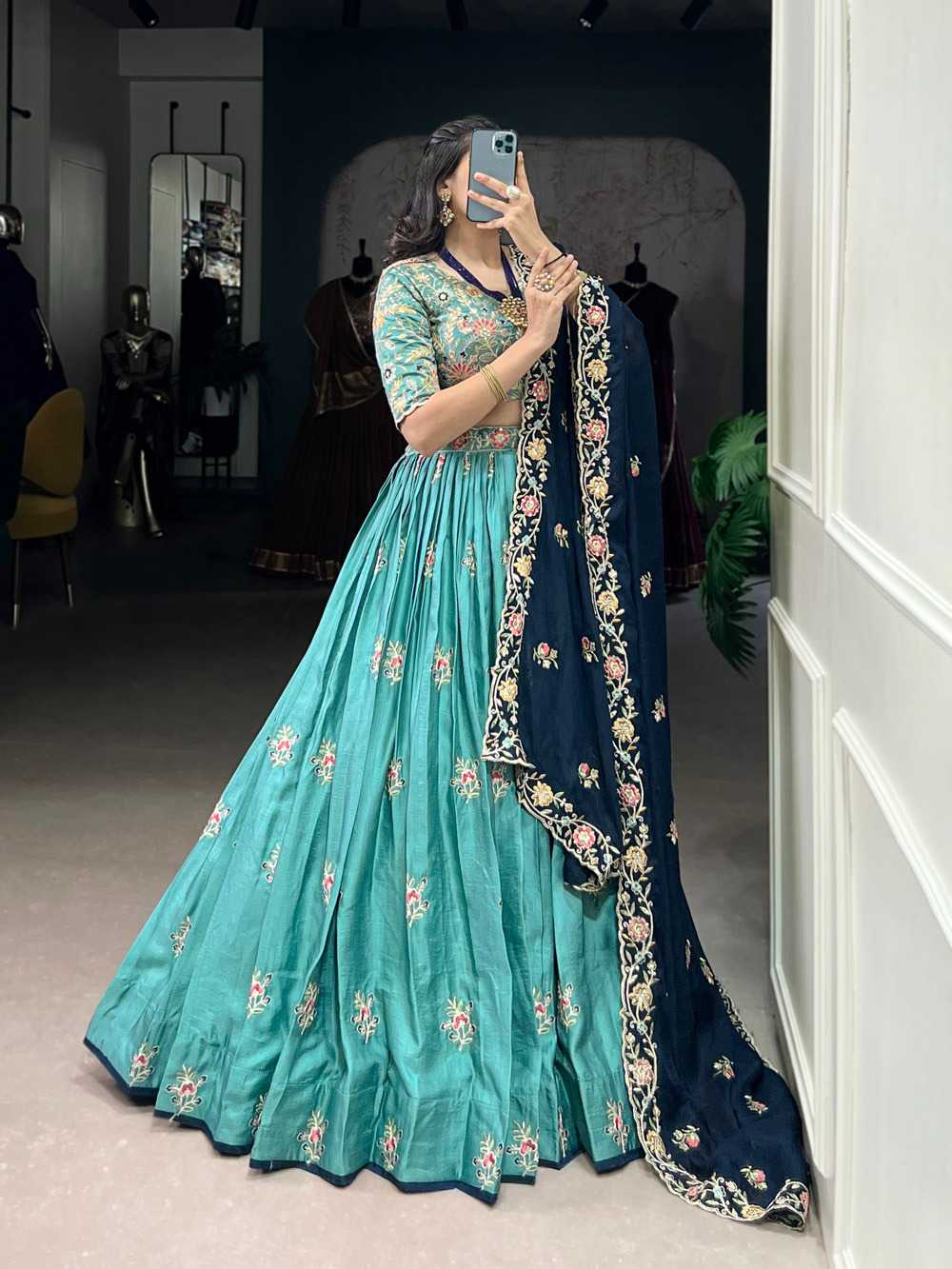 Ynf Slub Silk KESH530 ELEGANCE Lehengas Wholesale Designer Lehenga Traditional Lehenga Silk Lehenga Manufacturer