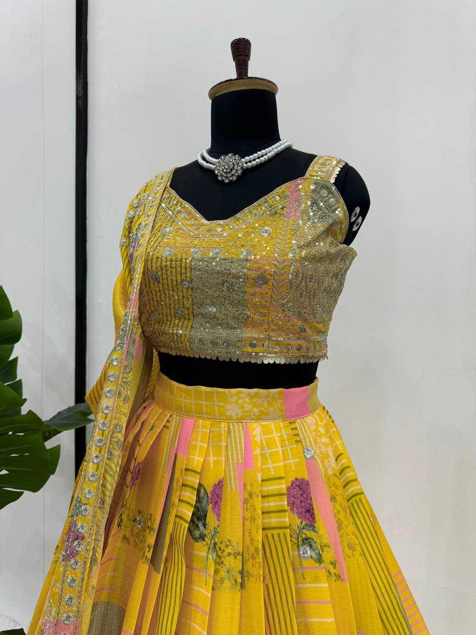 YNF CHINON SILK RIN162 293 LEHENGAS WHOLESALE TRADITIONAL SILK WEDDING LEHENGAS MANUFACTURER