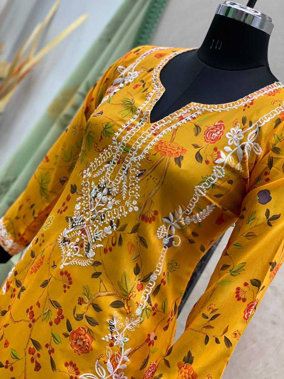 YNF MASLIN RIN110 152 SUITS & DRESSES WHOLESALE PRINTED EMBROIDERY COTTON SUITS MANUFACTURER