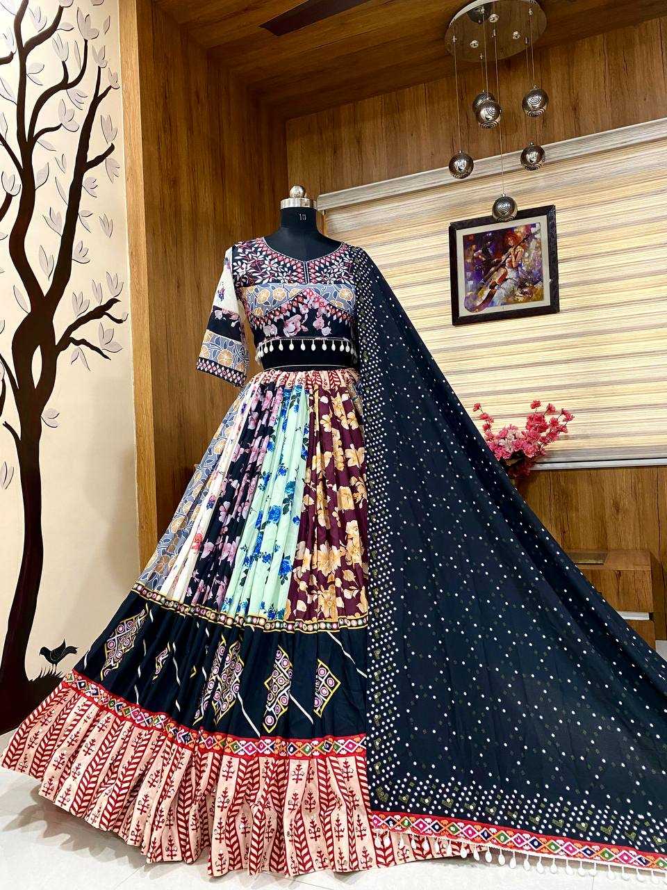 YNF MUSLIN COTTON KESH151 059 LEHENGAS WHOLESALE TRADITIONAL PRINTED NAVRATRI CHANIYA CHOLI MANUFACTURER