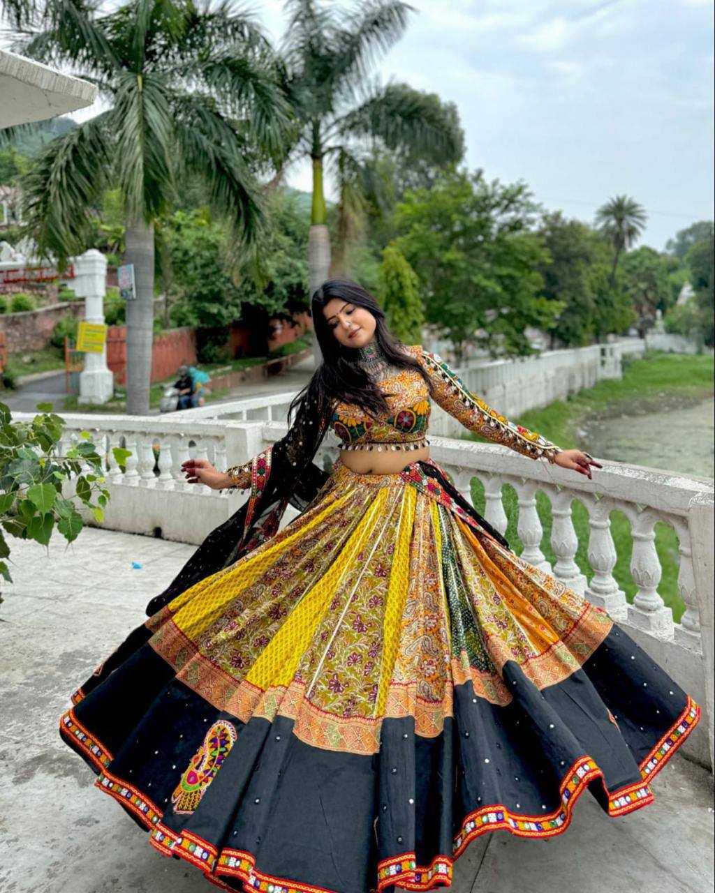 YNF MUSLIN COTTON KESH151 083 LEHENGAS WHOLESALE TRADITIONAL NAVRATRI CHANIYA CHOLI MANUFACTURER