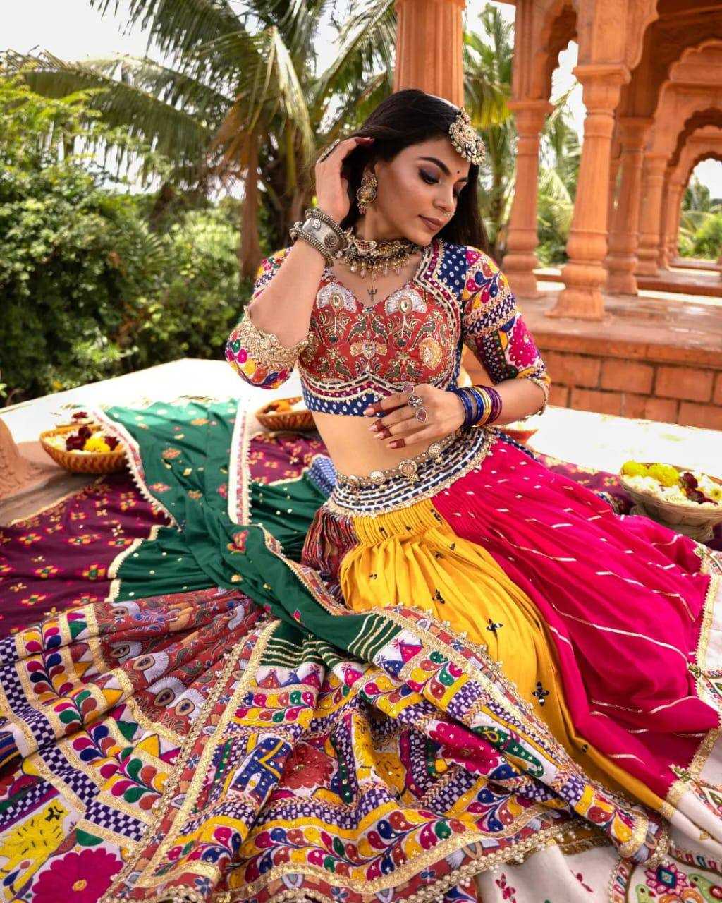 YNF MUSLIN COTTON KESH151 088 LEHENGAS WHOLESALE TRADITIONAL PRINTED NAVRATRI CHANIYA CHOLI MANUFACTURER