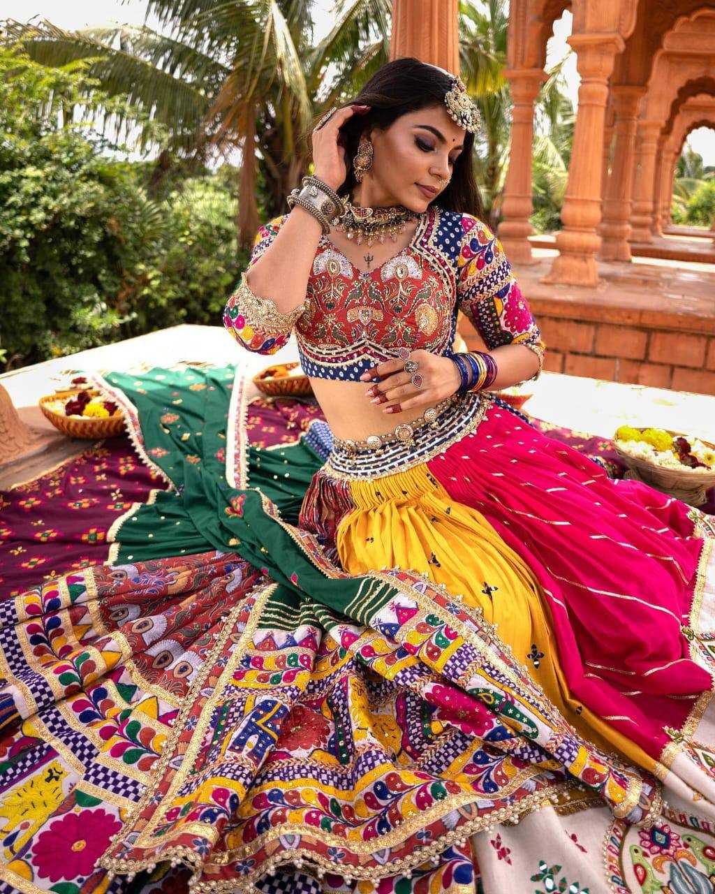 YNF MUSLIN COTTON KESH151 088 LEHENGAS WHOLESALE TRADITIONAL PRINTED NAVRATRI CHANIYA CHOLI MANUFACTURER