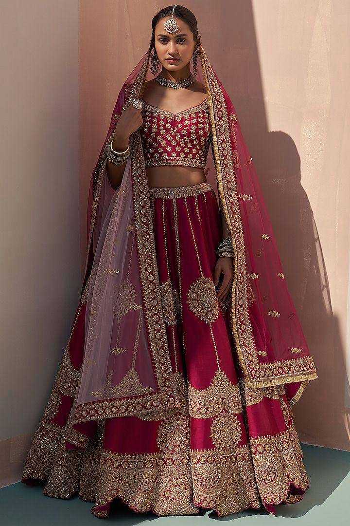 YNF SILK RIN114 5039 LEHENGAS WHOLESALE FANCY TRADITIONAL SILK EMBROIDERED LEHENGAS MANUFACTURER