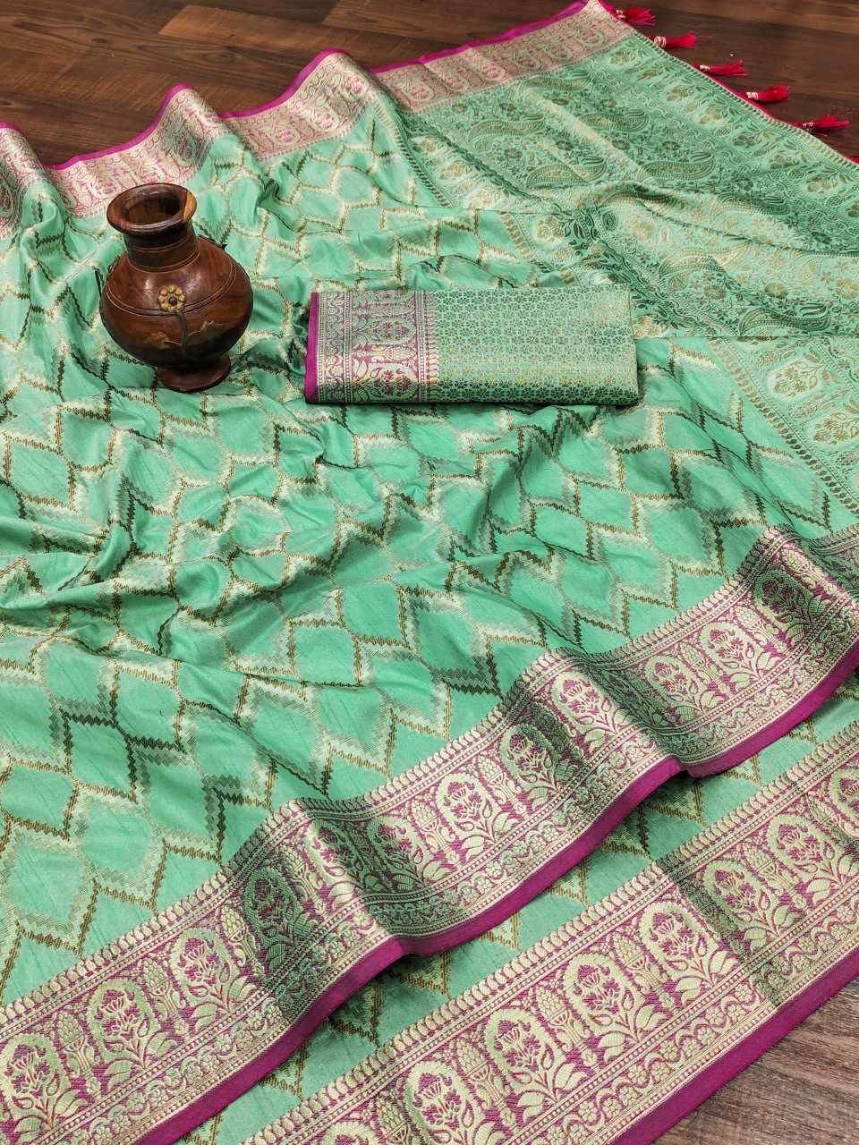 YNF SOFT SILK RIN150 ARPITA SILK SAREES WHOLESALE SOFT SILK TRADITIONAL SAREES MANUFACTURER