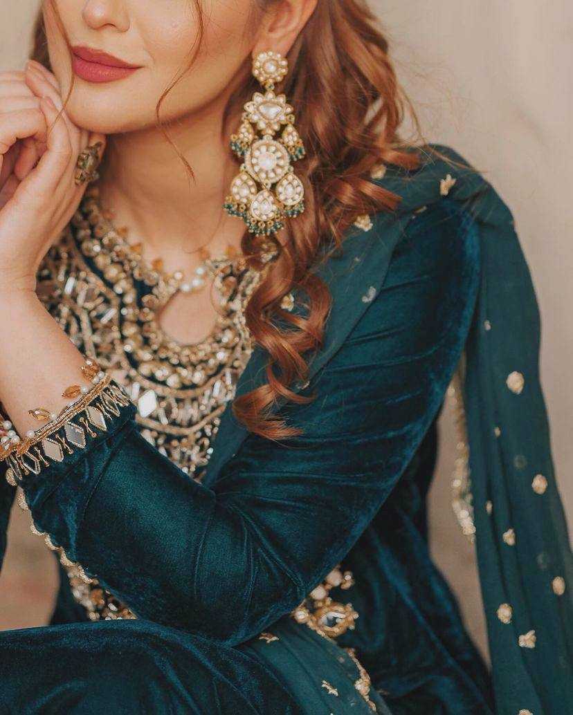 YNF VELVET KESH150 1295 SUITS & DRESSES WHOLESALE VELVET EMBROIDERY PALAZZO GEORGETTE LADIES SILK SUITS MANUFACTURER