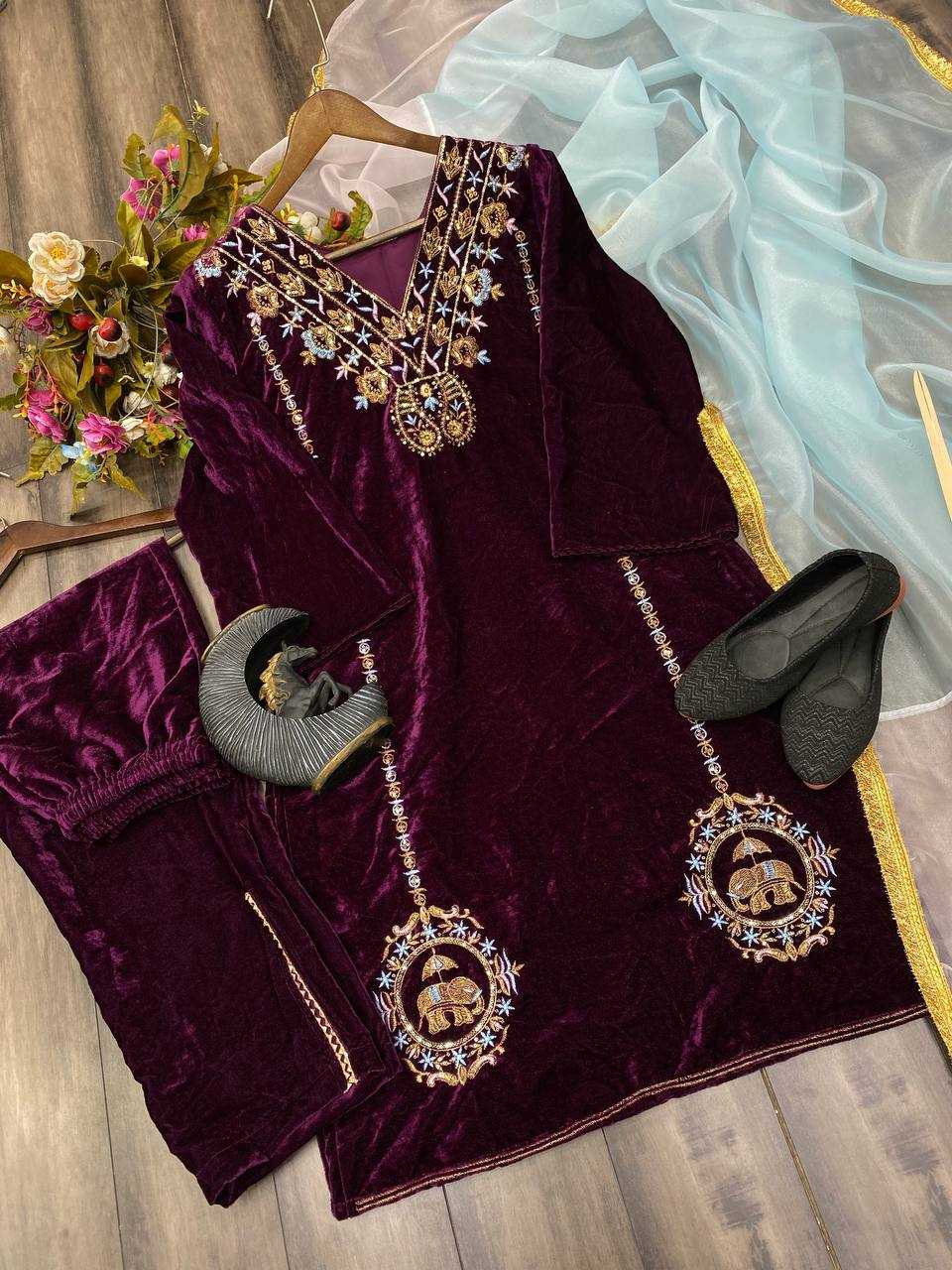 YNF VELVET RIN110 197 SUITS & DRESSES WHOLESALE KASHMIRI VELVET EMBROIDERY LADIES SILK ZARI WORK SUITS MANUFACTURER