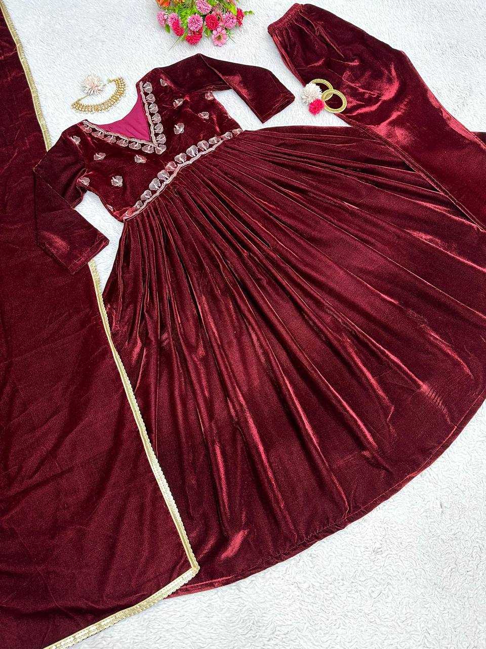 YNF VELVET RIN133 8069 SUITS & DRESSES WHOLESALE VELVET LADIES SILK ANARKALI ZARI WORK SUITS MANUFACTURER