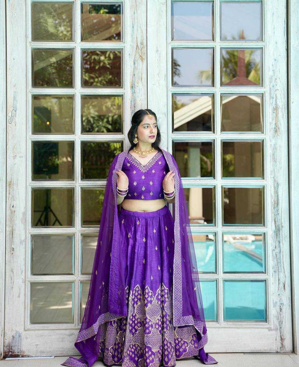 YNF CHINON KESH120 135 LEHENGAS WHOLESALE TRADITIONAL SILK EMBROIDERED LEHENGAS MANUFACTURER