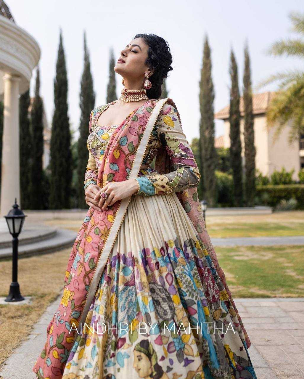 YNF CHINON KESH163 37 LEHENGAS WHOLESALE KALAMAKRI TRADITIONAL PRINTED LEHENGAS MANUFACTURER