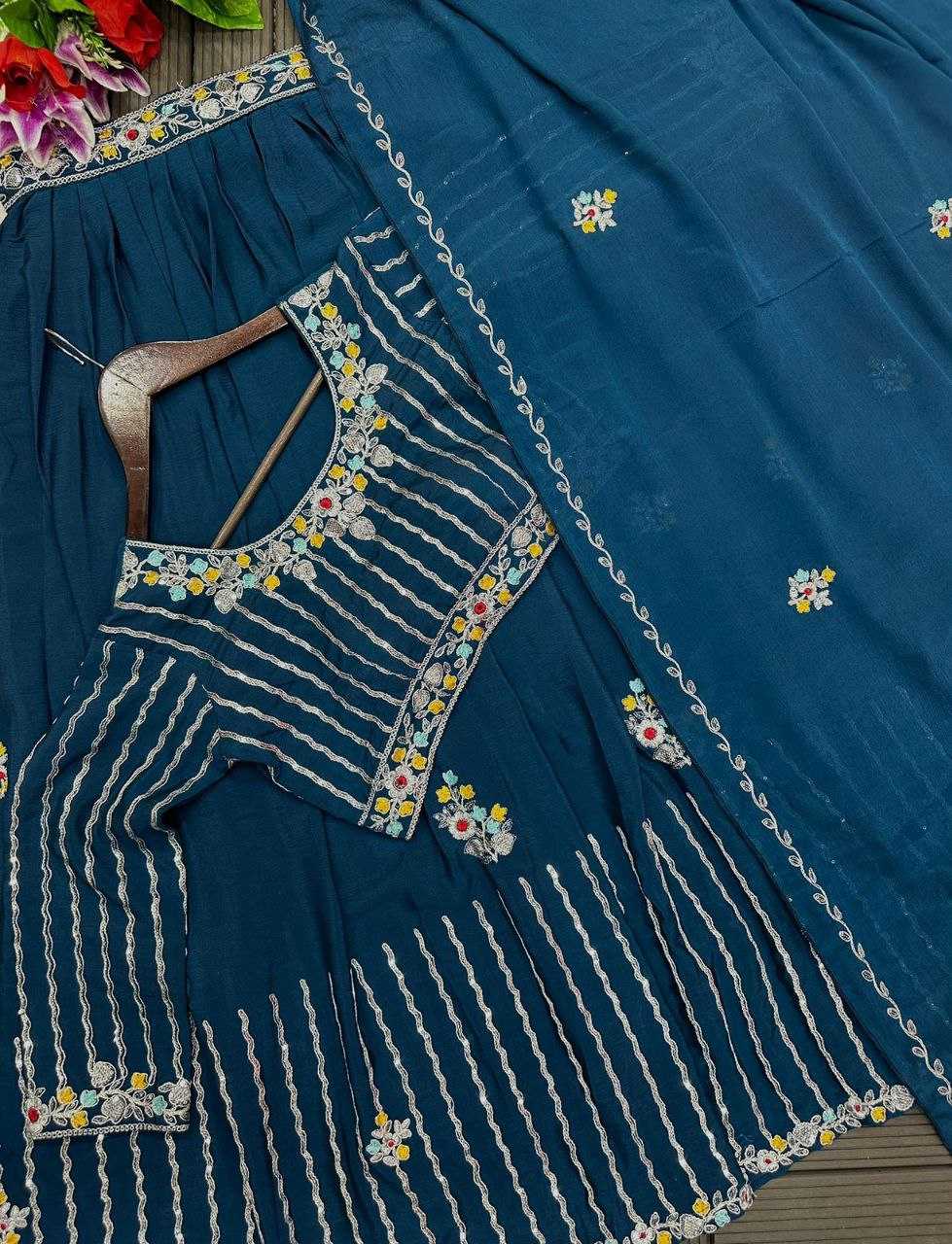 YNF CHINON KESH176 117 LEHENGAS WHOLESALE TRADIITONAL EMBROIDERED LEHENGA WITH DUPATTA LEHENGA WITH BLOUSE BLUE LEHENGAS MANUFACTURER