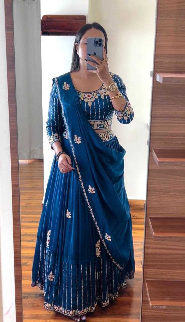 YNF CHINON KESH176 117 LEHENGAS WHOLESALE TRADIITONAL EMBROIDERED LEHENGA WITH DUPATTA LEHENGA WITH BLOUSE BLUE LEHENGAS MANUFACTURER