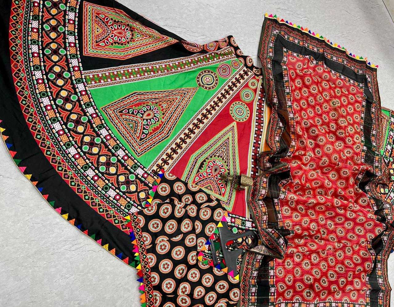 YNF COTTON KESH211 LDY63 LEHENGAS WHOLESALE TRADITIONAL PRINTED CHANIYA CHOLI NAVRATRI CHANIYA CHOLI MANUFACTURER