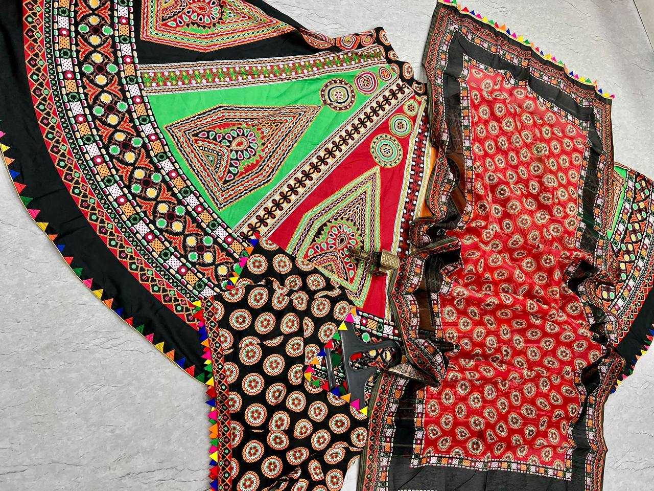 YNF COTTON KESH211 LDY63 LEHENGAS WHOLESALE TRADITIONAL PRINTED CHANIYA CHOLI NAVRATRI CHANIYA CHOLI MANUFACTURER