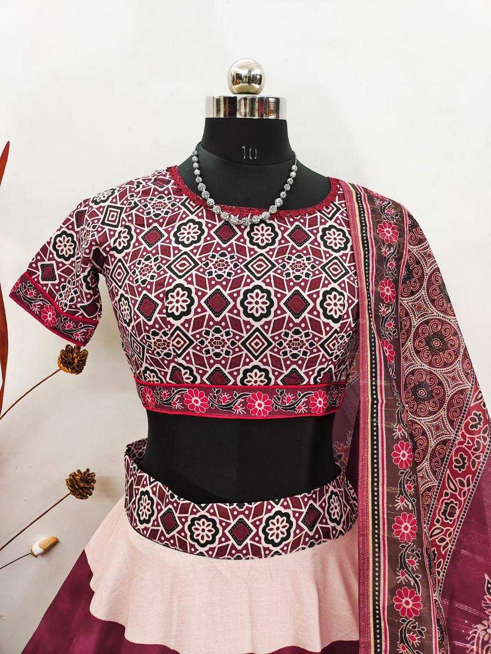 YNF COTTON KESH211 LDY65 LEHENGAS WHOLESALE TRADITONAL PRINTED FANCY LEHENGAS MANUFACTURER