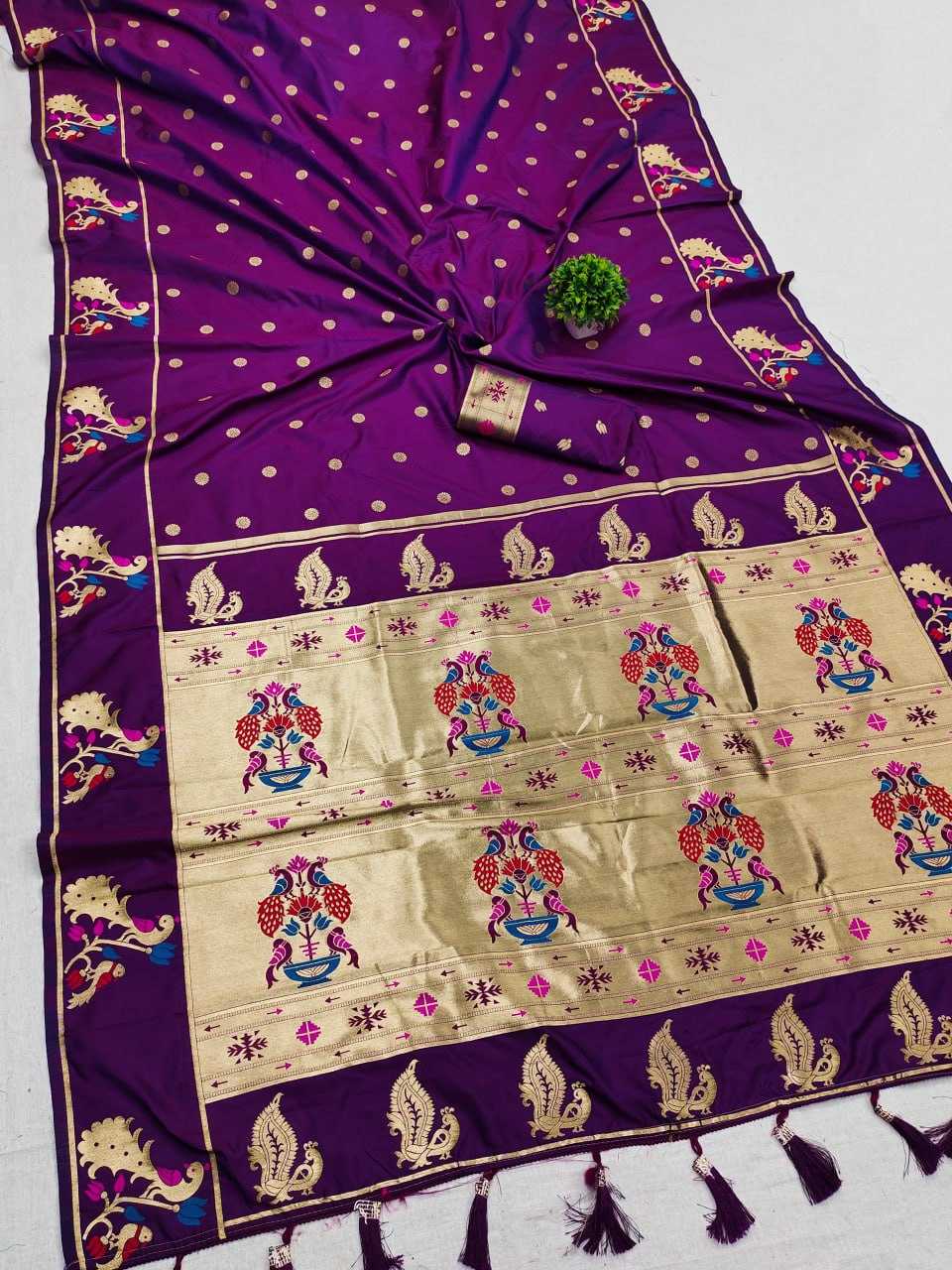 YNF PAITAHNI SILK RIN150 Avantika Gold SILK SAREES WHOLESALE PAITHANI SOFT SILK TRADITIONAL SILK PURE ZARI SILK SAREES MANUFACTURER