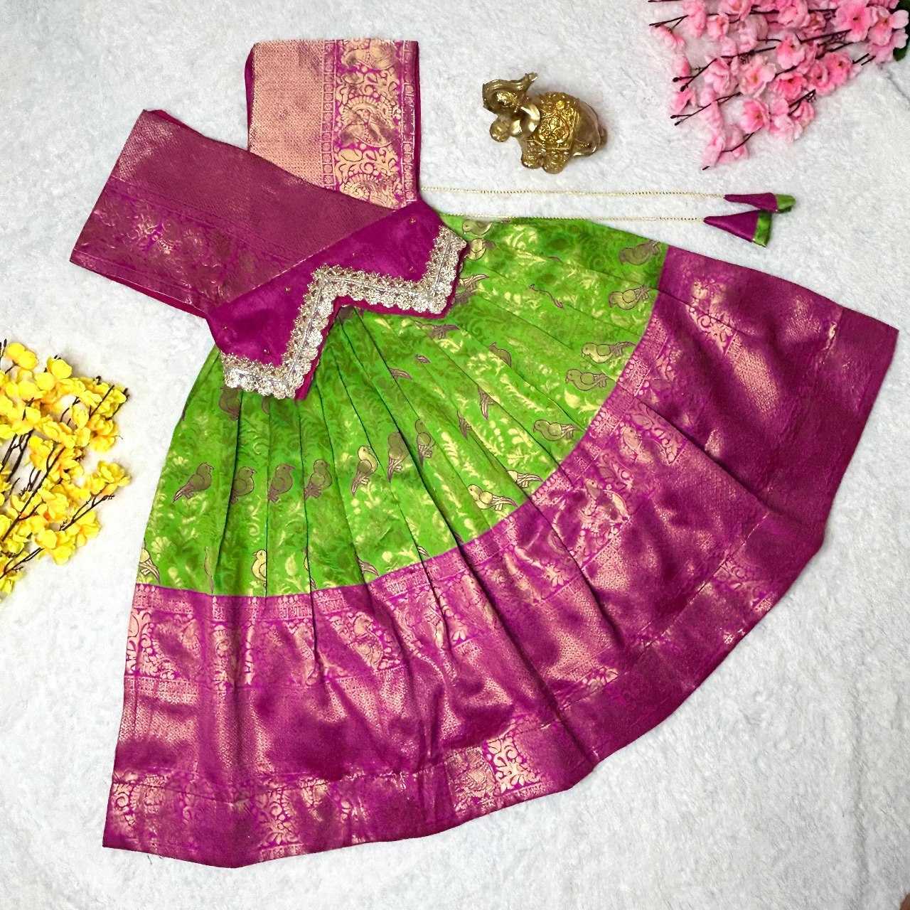 YNF SILK COTTON KESH109 RRKT38 MOTHER & DAUGHTER COMBO WHOLESALE LEHENGAS MANUFACTURER