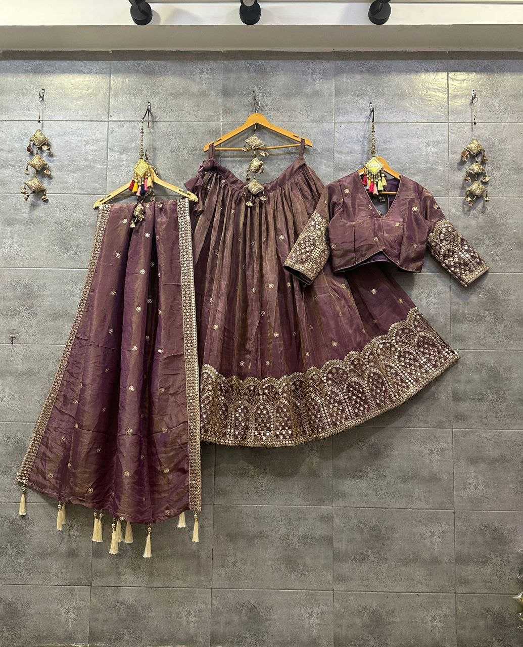 YNF TISSUE SILK KESH179 AHB17 LEHENGAS WHOLESALE TRADITIONAL SILK EMBROIDERED LEHENGAS MANUFACTURER