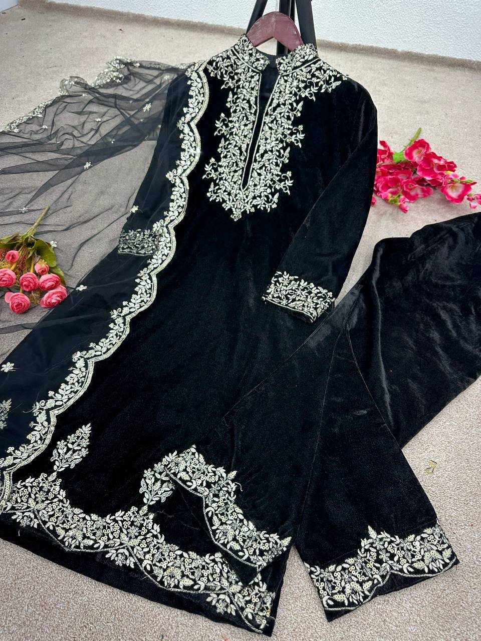 YNF VELVET KESH124 778 SUITS & DRESSES ISLAMIC CLOTHING WHOLESALE PAKISTANI VELVET EMBROIDERY LADIES SILK LADIES PARTY WEAR SUITS  MANUFACTURER