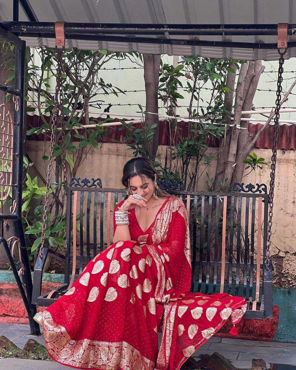 YNF VISCOSE KESH163 35 SAREES WHOLESALE ZARI BORDER VISCOSE RED TEEJ KARWA CHAUTH SAREES MANUFACTURER