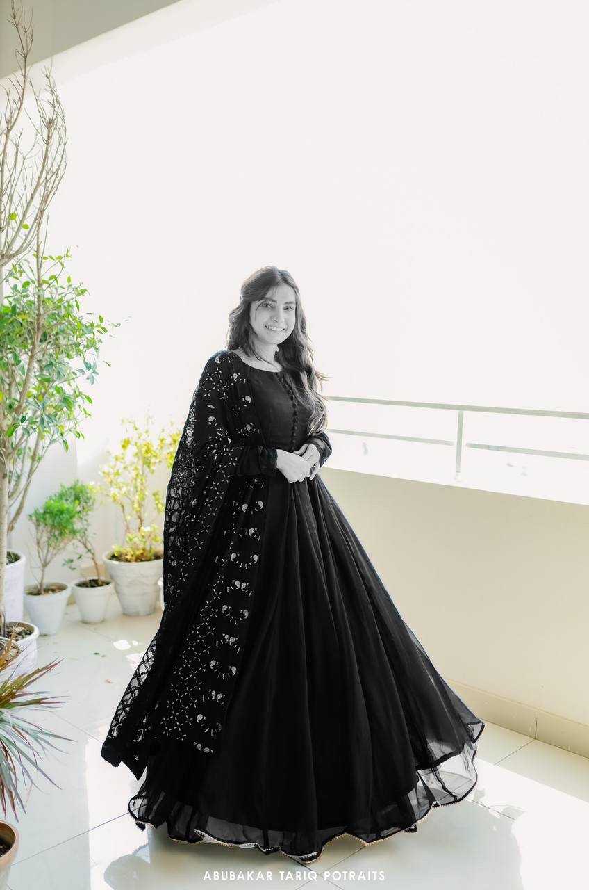 YNF GEORGETTE KESH232 920 GOWNS WHOLESALE ANARKALI GEORGETTE BLACK GOWNS MANUFACTURER