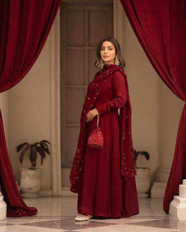 YNF GEORGETTE KESH232 923 GOWNS WHOLESALE LONG GEORGETTE WEDDING MAROON GOWNS MANUFACTURER