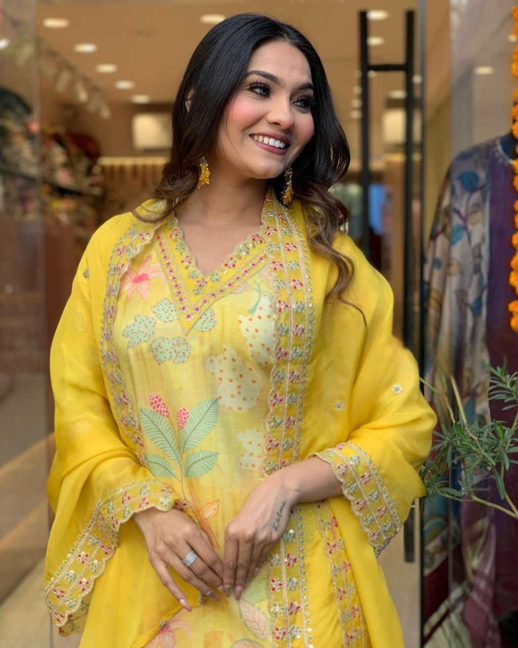 YNF MUSLIN KESH164 G60 SUITS & DRESSES WHOLESALE PRINTED LONG KURTI YELLOW SALWAR EMBROIDRY SUITS MANUFACTURE