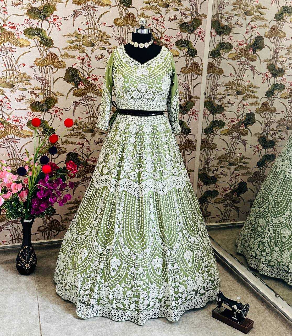 YNF NET RIN114 5055 LEHENGAS WHOLESALE DESIGENR DESIGNER WEDDING NET FANCY EMBROIDERED MEHENDI OUTFITS LEHENGAS MANUFACTURER