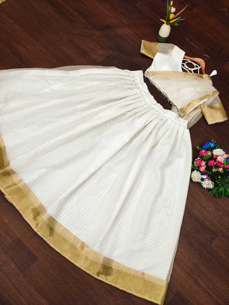 YNF ORGANZA KESH188 9195 LEHENGAS WHOLESALE TRADITIONAL SIMPLE WHITE LEHENGAS MANUFACTURER