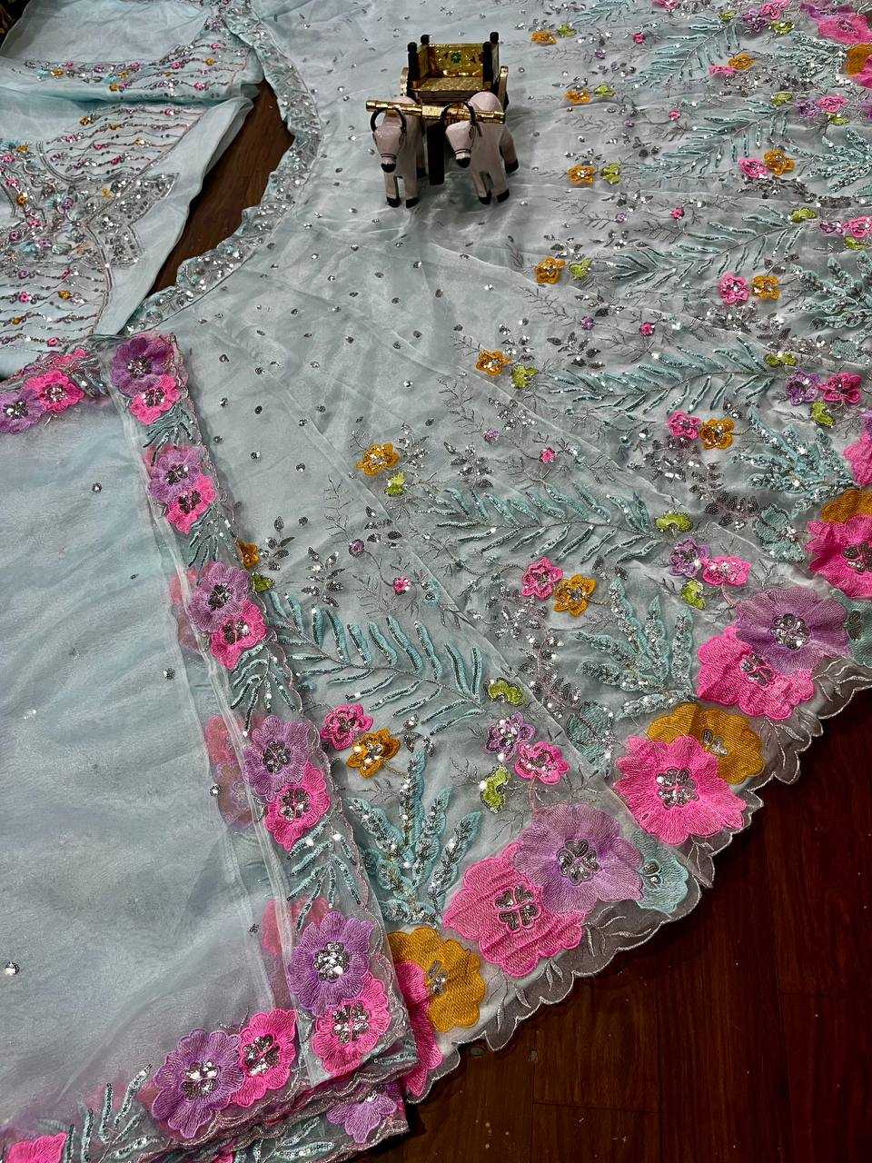 YNF ORGANZA SILK RIN108 1688 LEHENGAS WHOLESALE DESIGENR SILK WEDDING EMBROIDERED ENGAGEMENT LEHENGAS MANUFACTURER