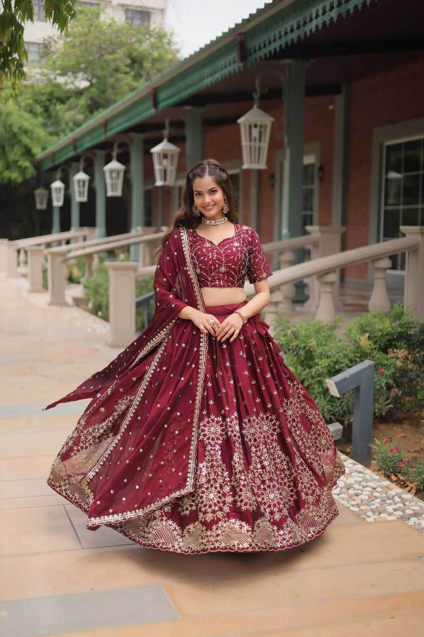 YNF RANGOLI SILK KESH215 5038 LEHENGAS WHOLESALE SILK WEDDING EMBROIDERED LEHENGAS MANUFACTURER