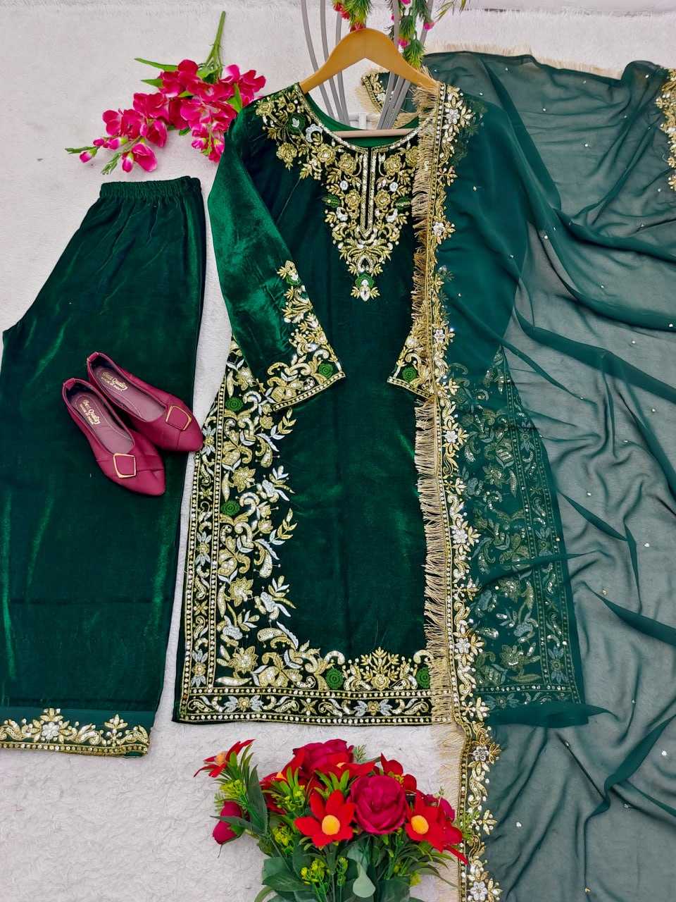 YNF VELVET KESH156 1032 SUITS & DRESSES WHOLESALE KASHMIRI VELVET EMBROIDERED LADIES SILK GREEN SALWAR SUITS MANUFACTURER