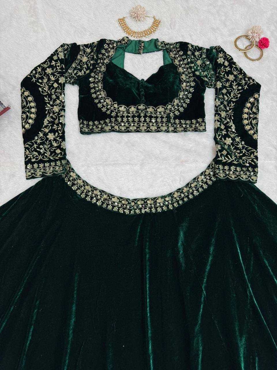 YNF VELVET RIN162 302 LEHENGAS WHOLESALE GREEN SEQUINS VELVET LEHENGAS MANUFACTURER