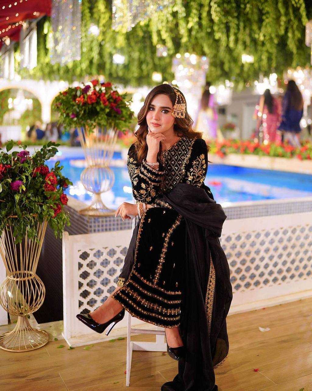 YNF VISCOSE KESH123 5098 SUITS & DRESSES ISLAMIC CLOTHING WHOLESALE PAKISTANI VELVET EMBROIDERED BLACK SALWAR SUITS MANUFACTURER